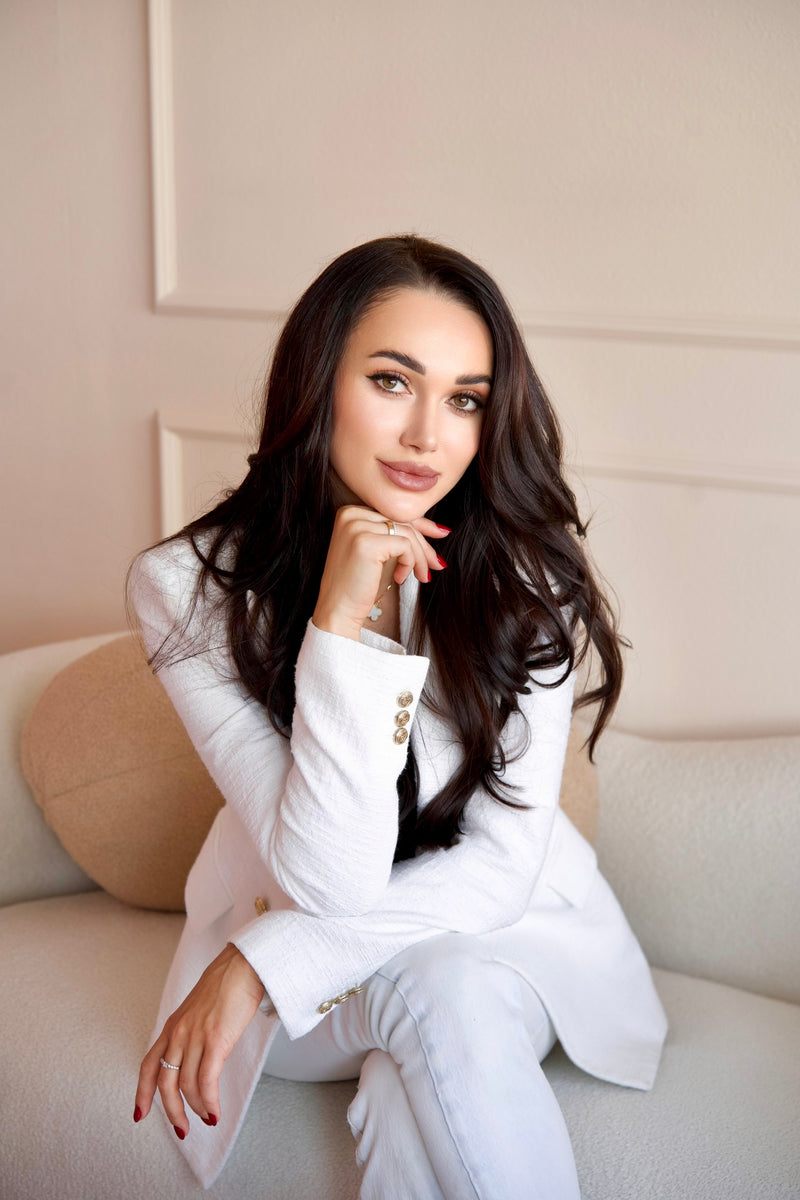 Oksana Zhenzherukha, Founder of Hollywood Facial Academy